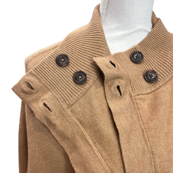 Banana Republic Factory Camel Knit Button Poncho Cape M/L Oversized - Picture 5 of 13